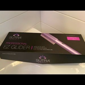 Sutra hair straightens & curls
